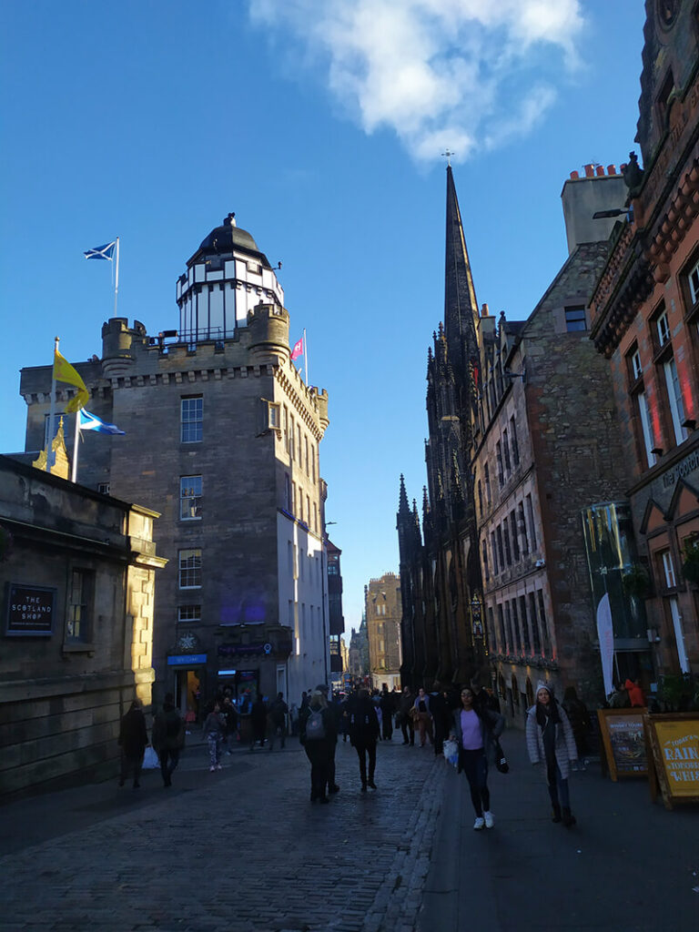 Edinburg zťp zľava Camera Obscura