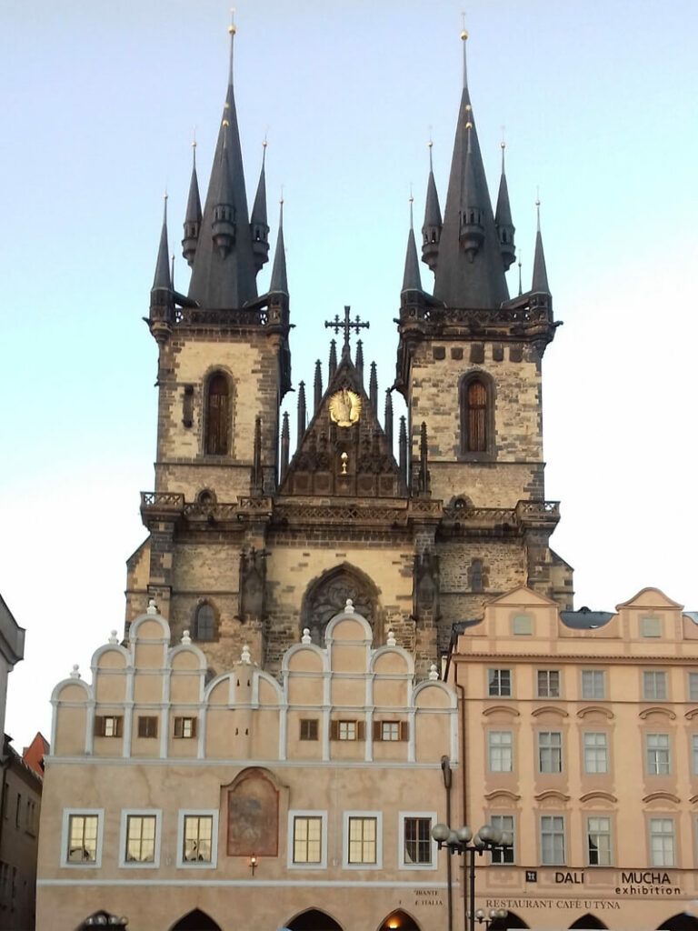 Praha Týnsky chrám zťp zľava
